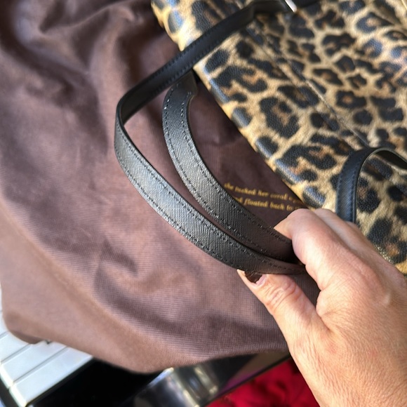 Kate Spade ♠️ leopard bag - Picture 4 of 9